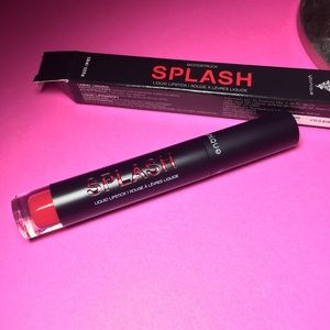 💜 STUBBORN Splash liquid lipstick Younique 💜